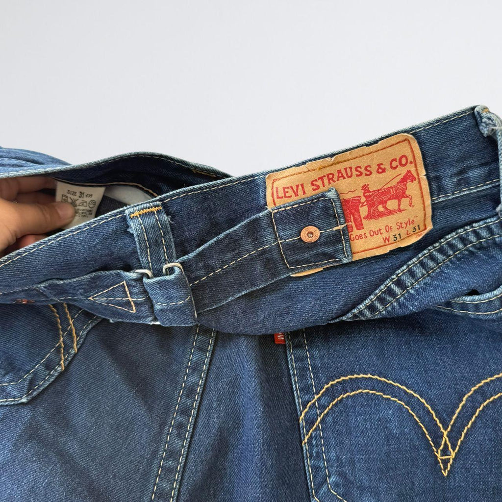 Levi's Y2K Buckle Back Jeans